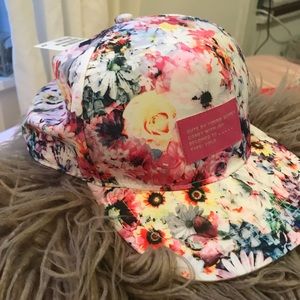 Girls floral baseball hat 🌸